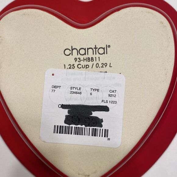 NWT Chantal Set of 2 Red Heart Valentine Baking Dishes - Picture 7 of 8